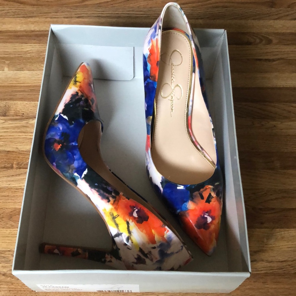 Jessica Simpson’s Multi Floral Print Pumps